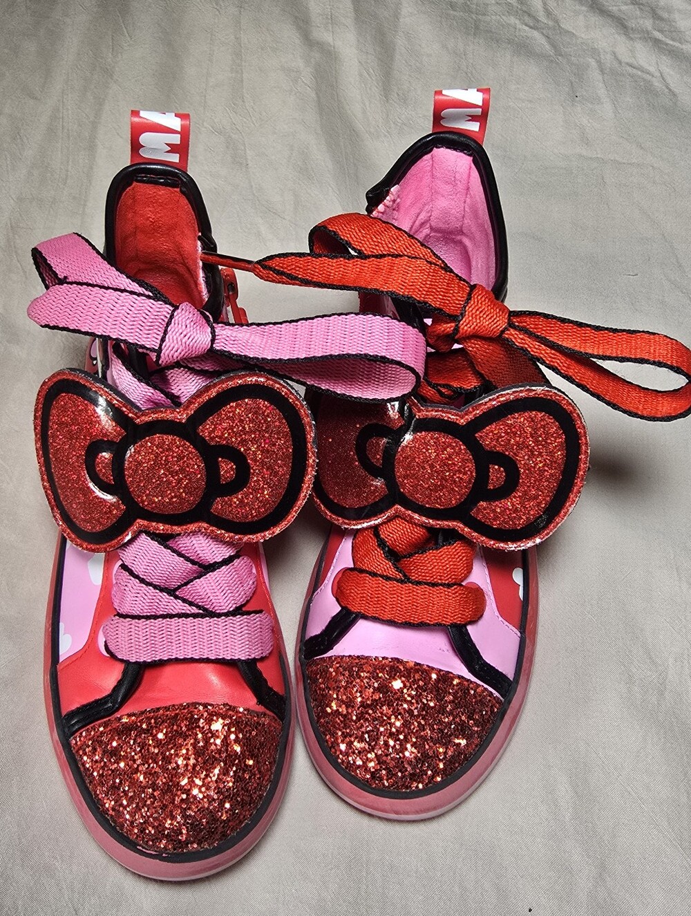 Madmia Hello Kitty Girls' Glitter Bow High-Top Sneakers in Pink & Red